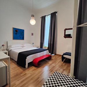 Camera con letto king size